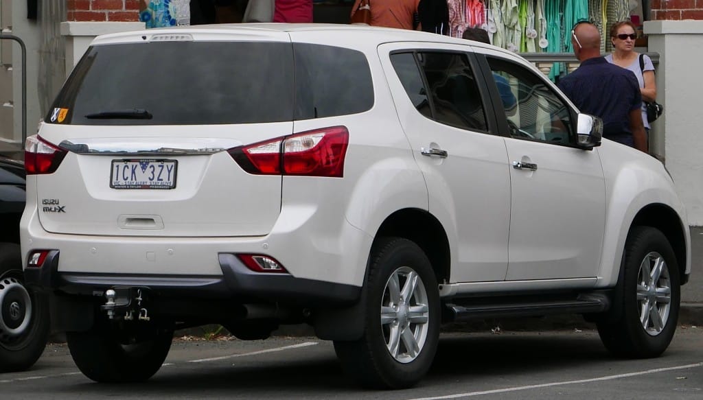 Isuzu MU-X back view