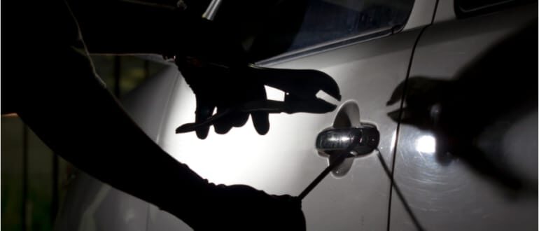 How to Reduce the Chance of Your Car Being Stolen